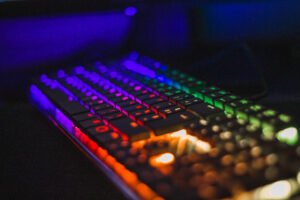 Teclado gamer com led colorido